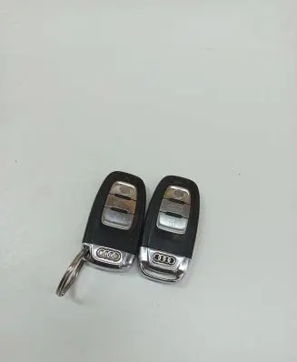 Audi A5 Sportback 8TA Ignition key/card 