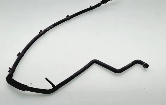 Volkswagen Touareg I Engine coolant pipe/hose 7L6122447BD