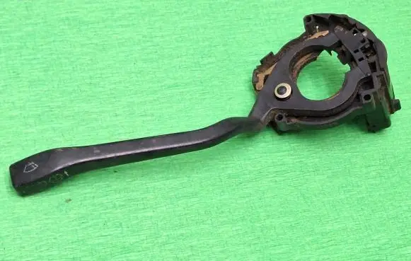 Volkswagen PASSAT B2 Wiper control stalk 191953503B B819338