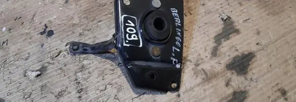 Citroen Berlingo Gearbox mounting bracket 9682731780