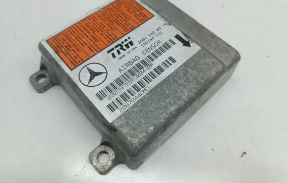 Mercedes-Benz ML W163 Airbag control unit/module A0015426018 200195110