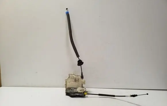 Audi A1 Rear door lock 8X0839016C