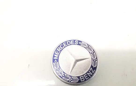Mercedes-Benz E W211 Original wheel cap A1714000025