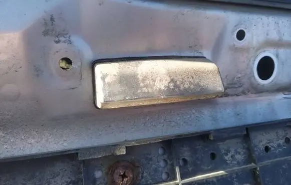 Toyota Prius (XW20) Number plate light
