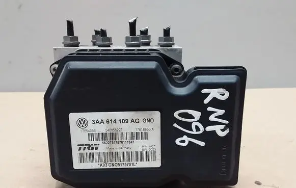 Volkswagen PASSAT B7 ABS Pump 3AA614109AG