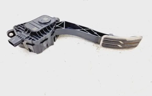 Ford Fusion II Accelerator throttle pedal DG9C9F836 DG9C9F836CD 9F836