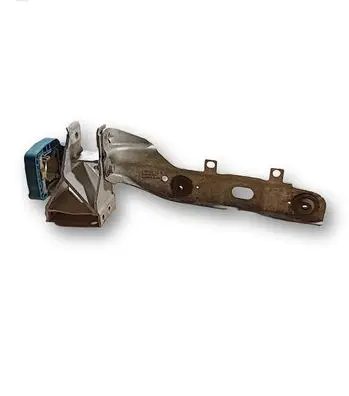 BMW M5 F90 Radiator support slam panel bracket 51647357222 7357222