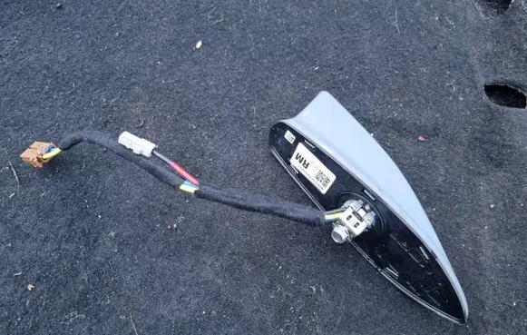 Nissan Qashqai J12 Aerial GPS antenna 282086UU0A