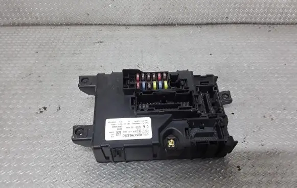 Fiat Grande Punto Fuse module 00517954290
