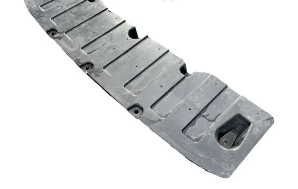 Front bumper skid plate/under tray