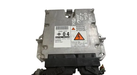 Nissan X-Trail T30 Engine control unit/module 23710EQ46A 5800297 2758002976