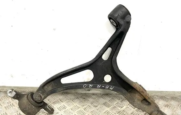 Mercedes-Benz R W251 Front lower control arm/wishbone 000061009106