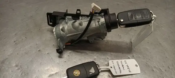 Volkswagen Touran II Ignition lock 1K0905851B
