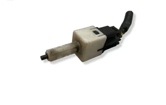 Honda CR-V Brake pedal sensor switch M28988