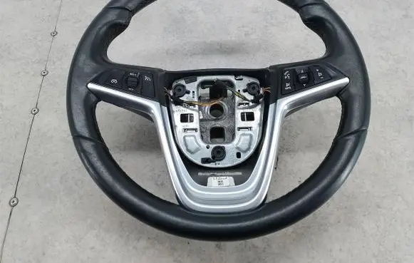 Opel Astra J Steering wheel 1325169213351029