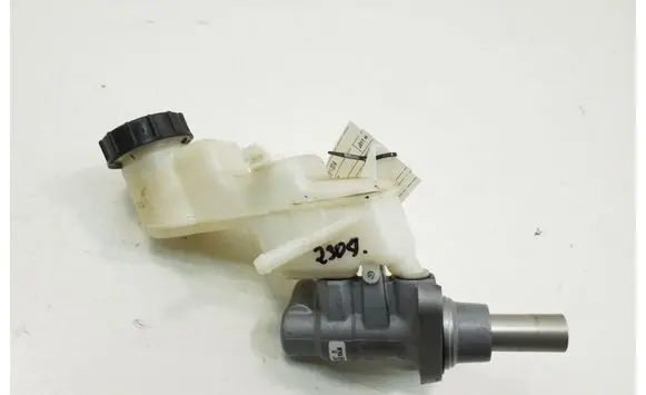 Toyota Yaris Master brake cylinder 4720109650