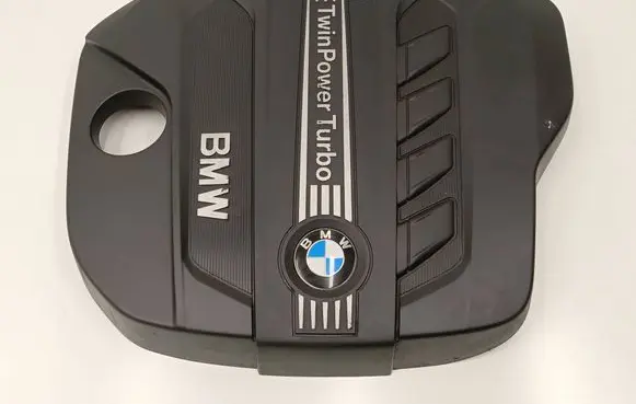 BMW X3 F25 Engine cover (trim) 7811024 8514009 15671610