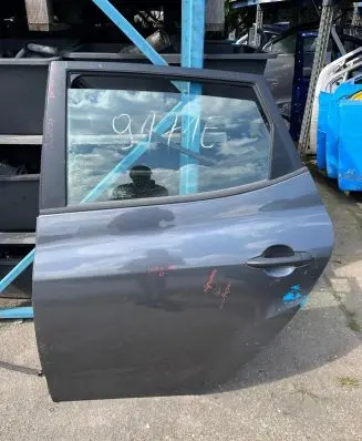 Hyundai ix20 Rear door