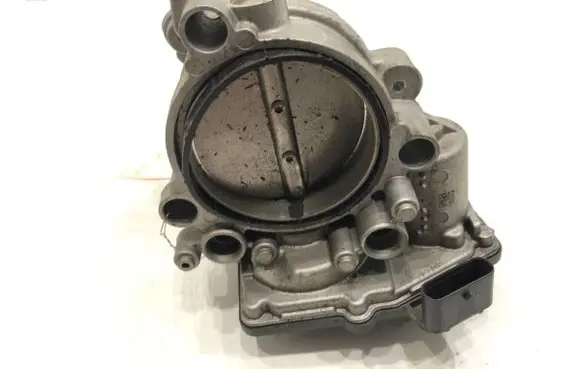 BMW 5 G30 G31 G38 Engine shut-off valve 8623324