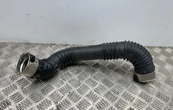 Mercedes-Benz CLA C118 X118 Intercooler hose/pipe A1775202700