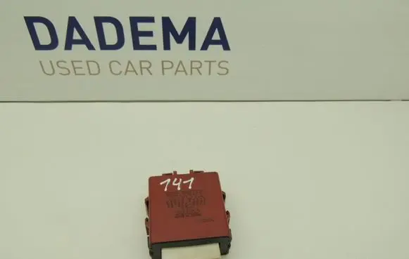 Toyota Yaris Door control unit/module 8598052220 0515003960