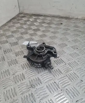 Volkswagen Golf IV Vacuum pump 038145101B