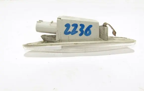 BMW X3 F25 Front fender indicator light 7267977