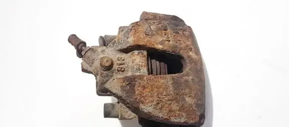 Mazda 3 I Front brake caliper