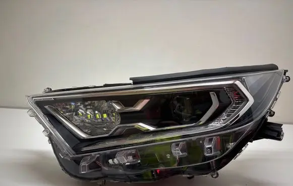 Toyota RAV 4 (XA50) Headlight/headlamp 