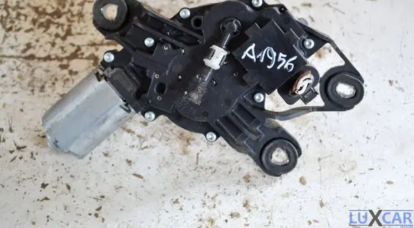 Volkswagen Golf VI Rear window wiper motor 1K6955711C 0390201800