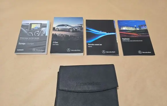 Mercedes-Benz C W205 User manual 