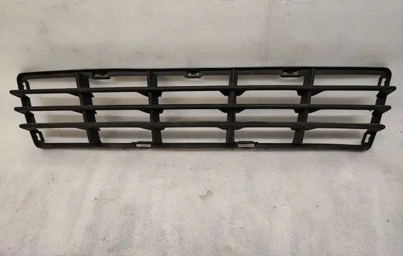 Volvo V50 Front bumper lower grill 30657006