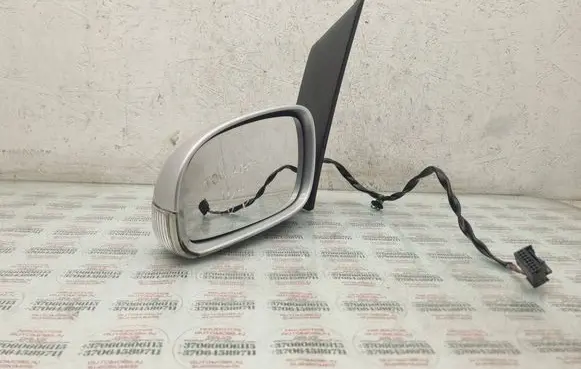Volkswagen Touran I Front door electric wing mirror 073015