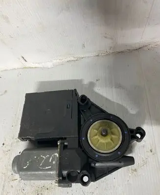 Volkswagen Golf V Front door window regulator motor 1K0959702M 402017B H00055W09XX