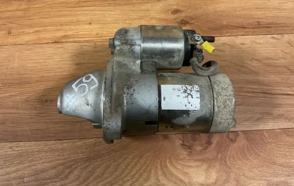 Opel Meriva B Starter motor 8980147432
