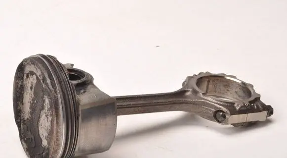 Hyundai i20 Active Piston with connecting rod 