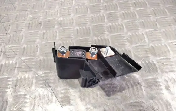 BMW 7 E65 E66 Fuse module 61138385165 10688710 6385165