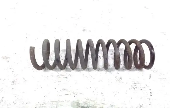 Mercedes-Benz E W124 Front coil spring