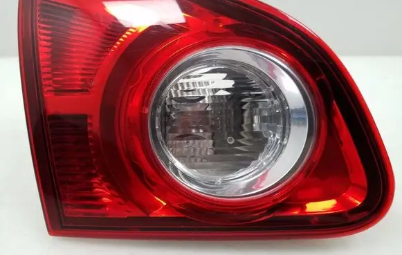 Nissan Qashqai+2 Tailgate rear/tail lights 89071063