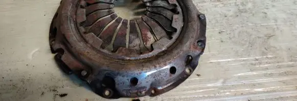 Dacia Dokker Pressure plate 302051298R