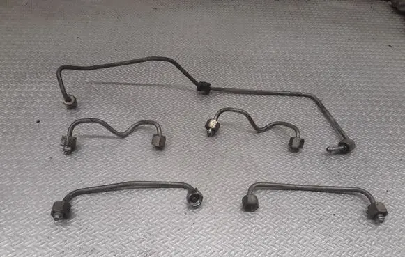 Dodge Nitro Fuel injector supply line/pipe 