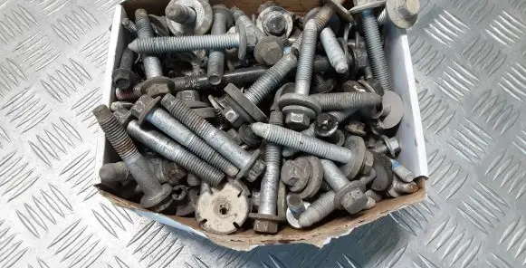 Volvo V40 Nuts/bolts 