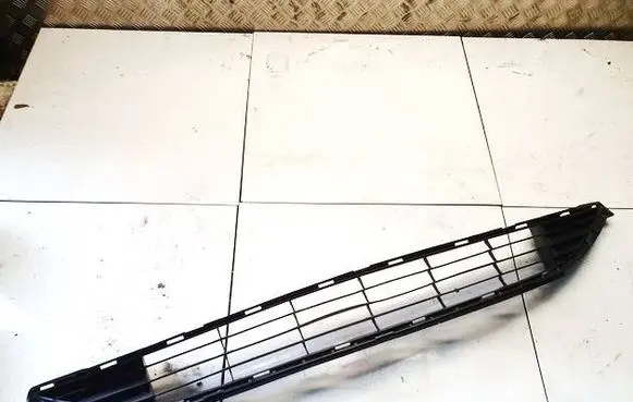 Toyota Prius (XW50) Front bumper lower grill 5311247240