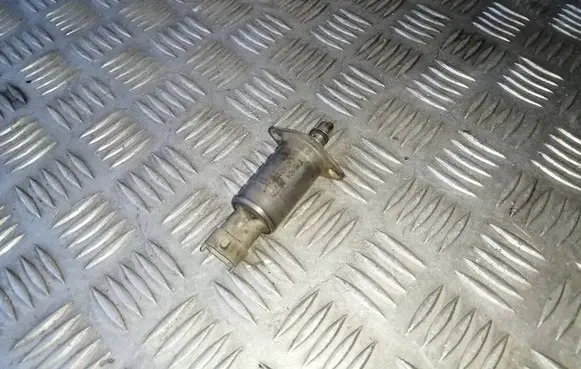 Opel Vectra C Fuel pressure regulator 24404015