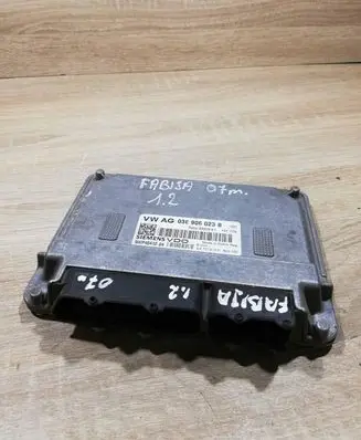 Skoda Fabia Mk2 (5J) Engine control unit/module ECU 03E906023B 5WP4041204