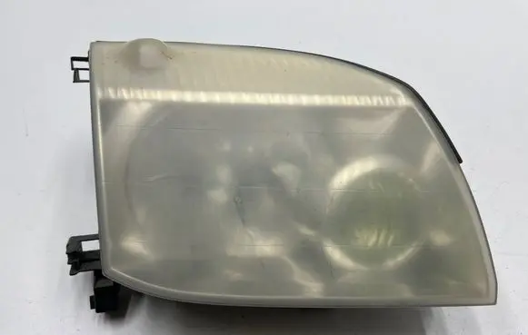 Nissan X-Trail T30 Headlight/headlamp