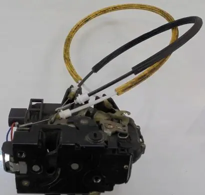 Audi A6 S6 C5 4B Front door lock 3241719