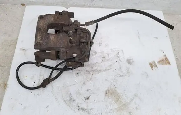 Mercedes-Benz C W205 Rear brake caliper A2054232098