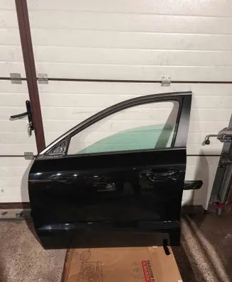 KIA Niro Front door