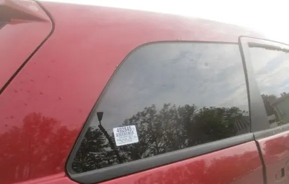 Dodge Journey Rear side window